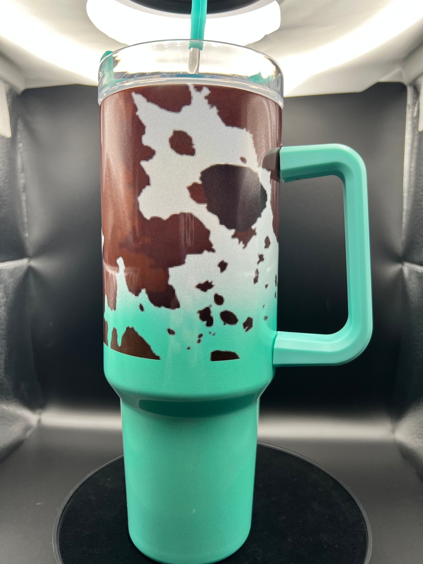 40 OZ TUMBLER WITH HANDLE COW PRINT OMBRE HOLOGRAPHIC